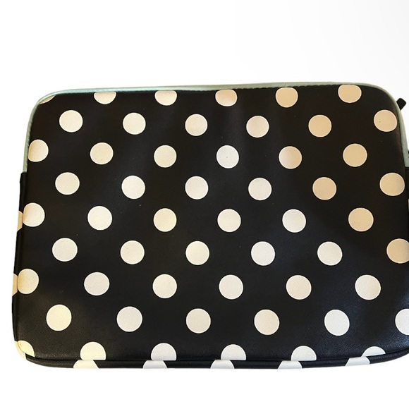 Studio C Black White Polka Dot Padded Laptop Tablet Sleeve Case Exterior Pocket - Picture 2 of 6